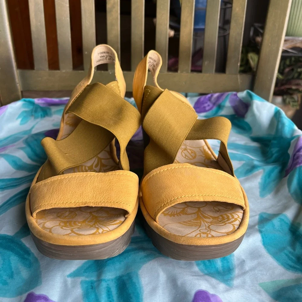 Fly London sling back platform wedge shoes size 39, 8-8.5
